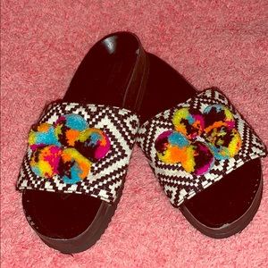 Multicolored Woven Slides